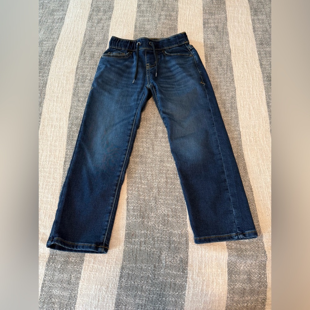 NWOT Cat & Jack Boys SZ 5 Dark Blue Denim Jeans w/drawstring waist. Pockets